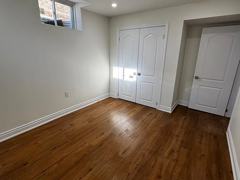 204 Ronald Guscott St — Photo 3
