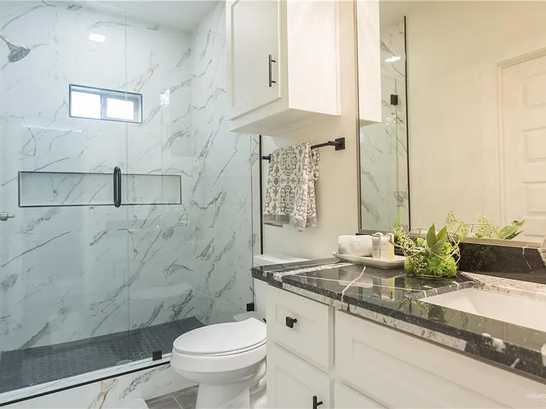 2202 Taxco Ct #4 — Photo 12