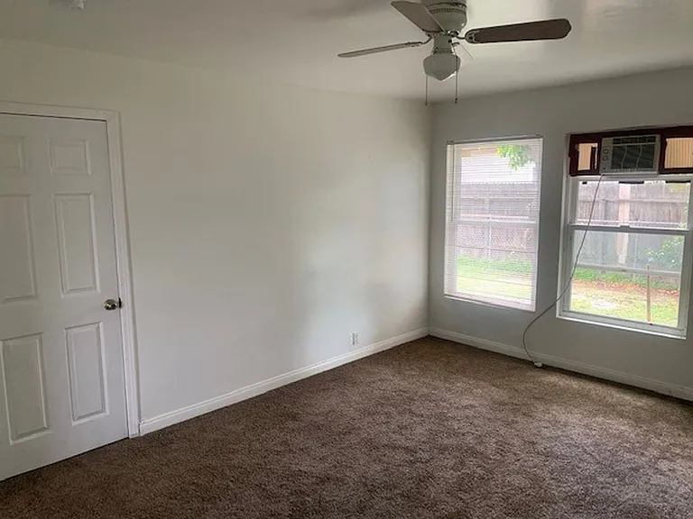 213 Oildale Dr #A-C — Photo 11