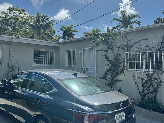 2nd image of 2325 SW 22nd Ter #2