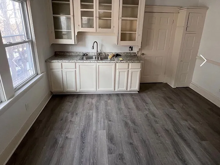Parkview 9509 — Photo 11