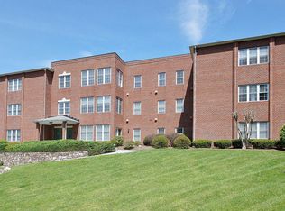 3060 McVitty Forest Dr APT 103, Roanoke, VA 24018