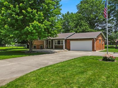 11054 N Shelby 490 W, New Palestine, IN, 46163
