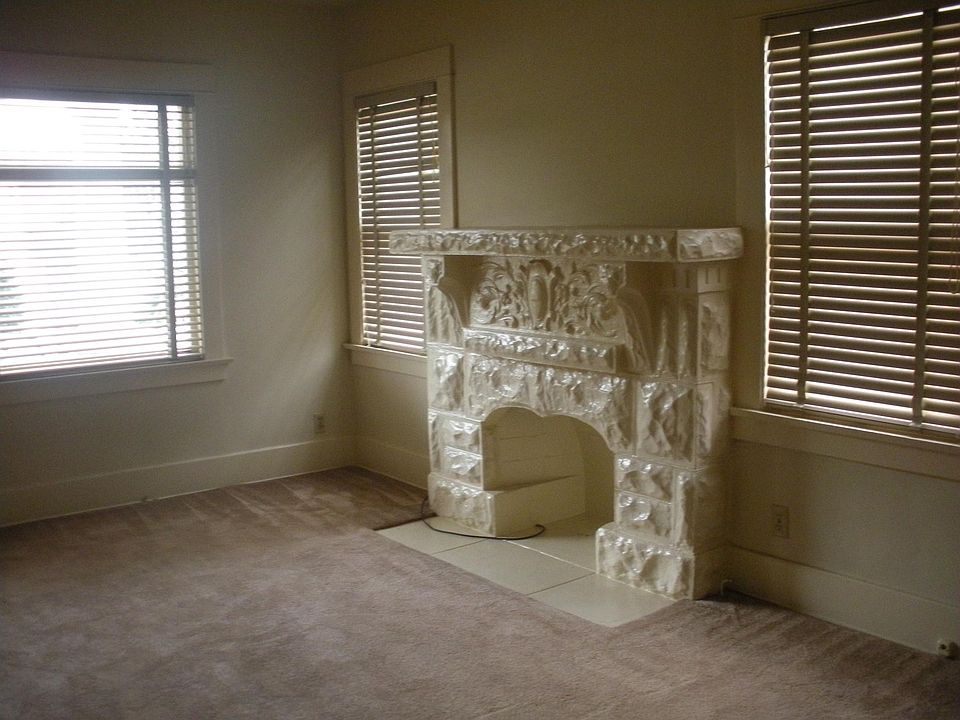 2nd image of 1249 W 14th St
