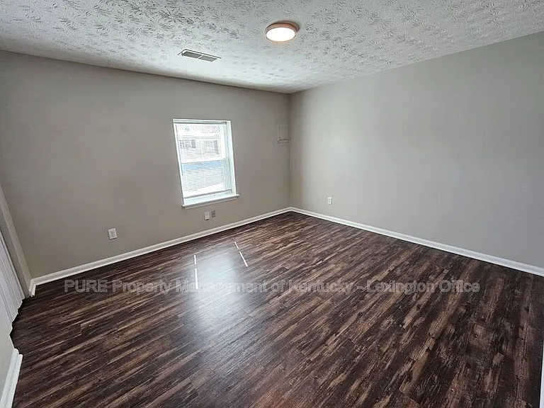 427 Cardwell Ave #3 — Photo 17