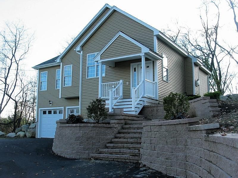 2nd image of 74 Ormonde Rd
