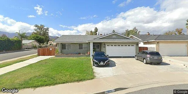 925 Diane Way — Photo 19
