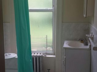 565 Quincy St APT 3, Brooklyn, NY