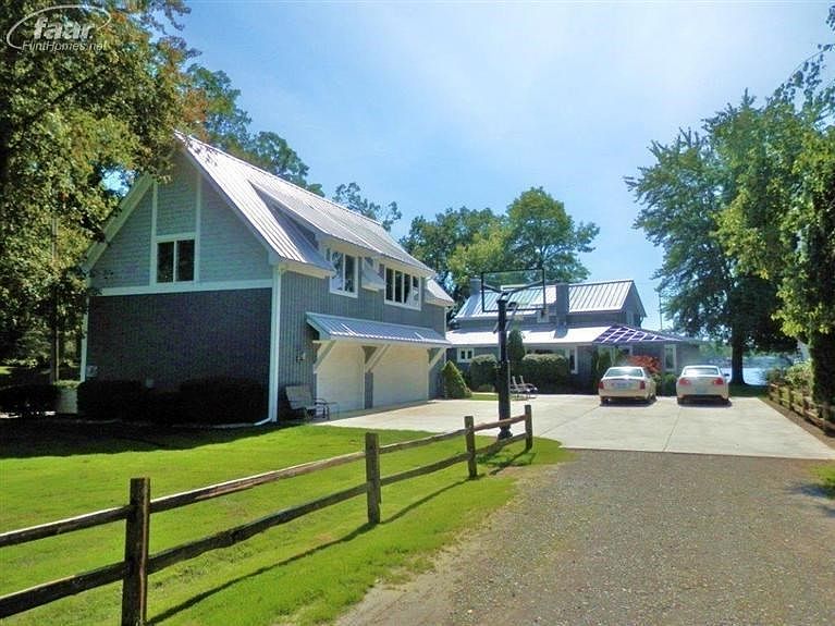 1st image of 13138 Latourette Dr