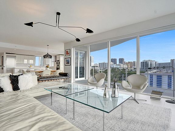 2nd image of 612 Bayshore Drive #602