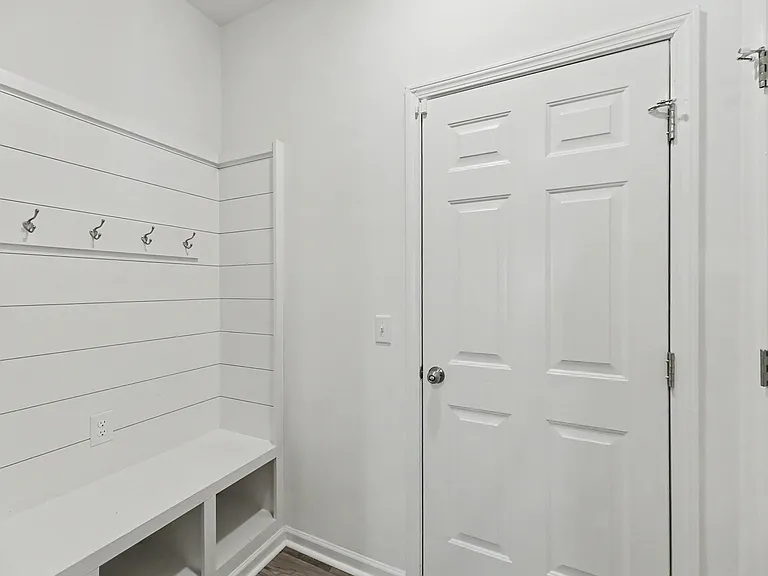 691 Snow Owl Dr — Photo 17