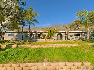 696 Amigos Rd, Ramona, CA 92065