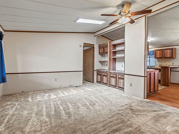 2nd image of 2445 Meadowlark Lane