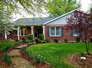 724 Holiday Park Dr, Farmington, MO
