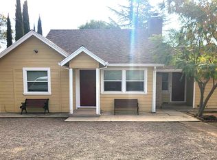 825 Hunt Ave, Saint Helena, CA 94574