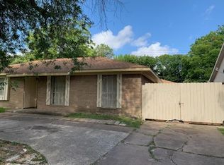 8110 Riptide Dr, Houston, TX 77072