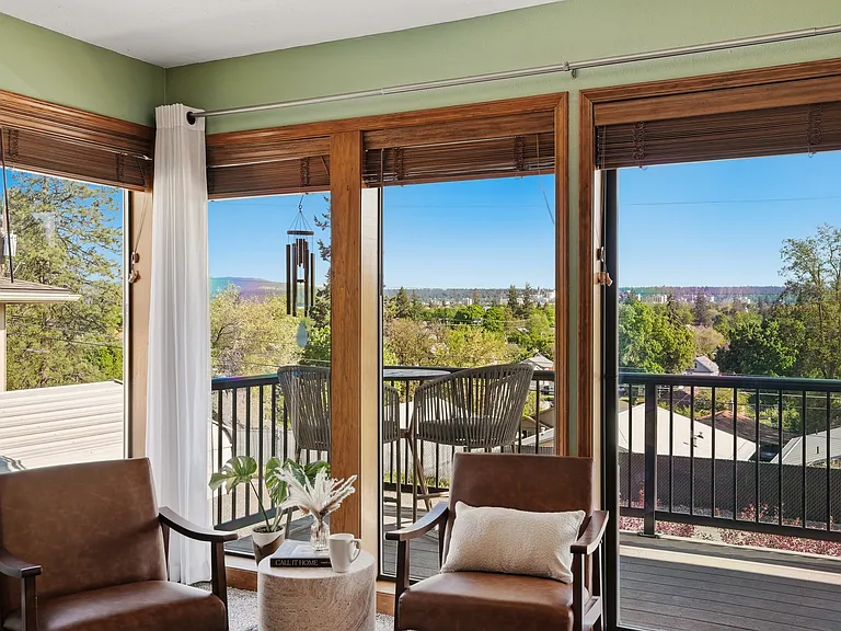 W Cora Ct — Photo 11