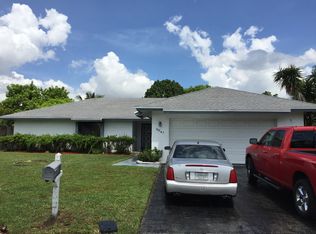 9941 SW 14th St, Pembroke Pines, FL 33025