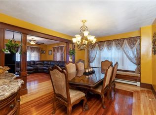 283 8th Ave, Woonsocket, RI 02895