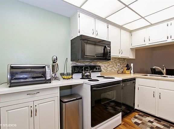 3rd image of 14033 S Laramie Ave #407