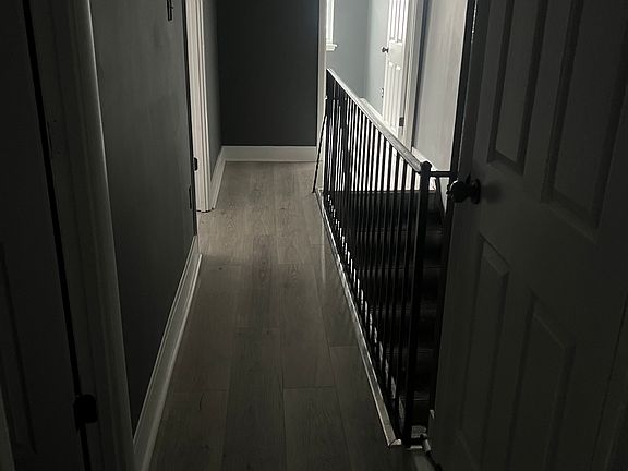 3rd image of 707 E Hilton St