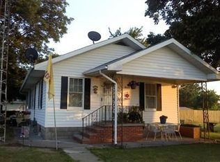 407 Jackson St, Gorham, IL 62940
