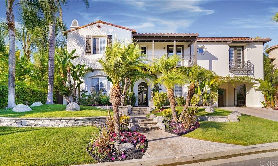 1st image of 24717 Tiburon St