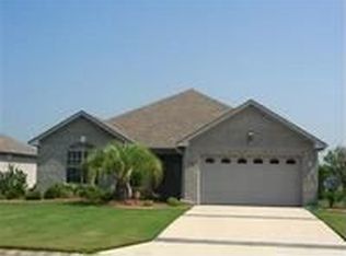165 Castle Bay Dr, Hampstead, NC 28443