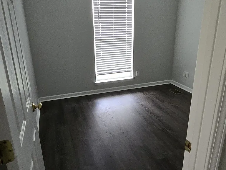 342 Lee And Gordon Mill Rd #FRONT — Photo 13