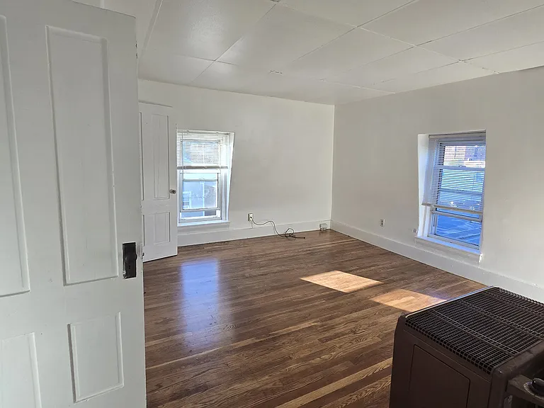 16 South St #3 — Photo 3