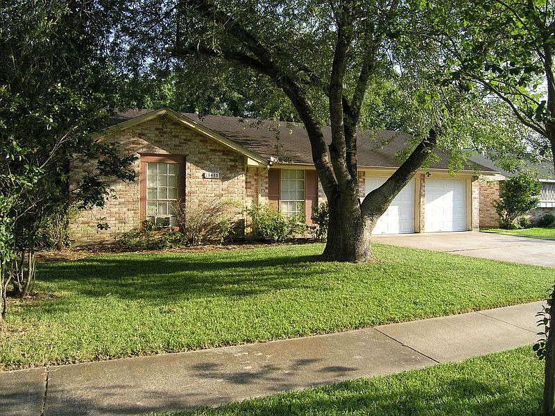 1st image of 13435 Greenbriar Dr
