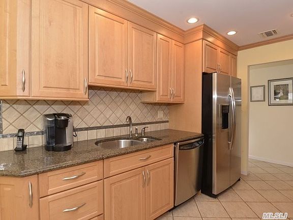 5th image of 116 Kenwood Dr