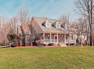 6860 Waterpepper Cir, Solon, OH 44139