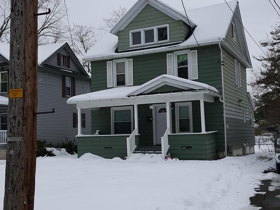 1st image of 8 Willard St