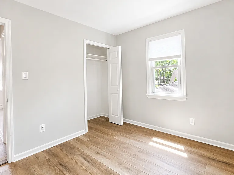 253 Beachview St #B — Photo 14