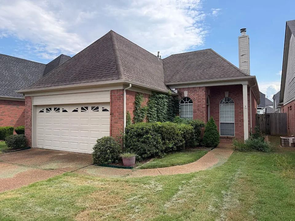 8649 Eagle View Dr