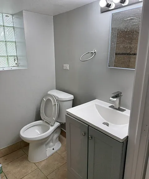 6927 S Claremont Ave — Photo 12