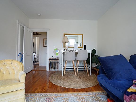 3rd image of 82 Brainerd Rd APT 16