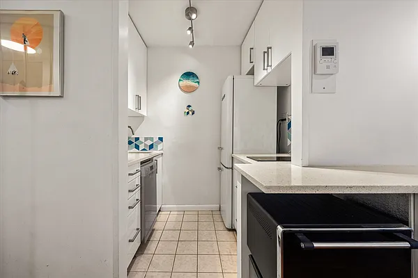 Kitchen, photo 1