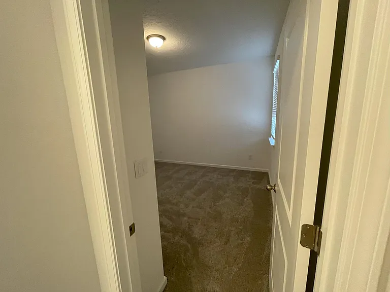 711 Cherry Elm Dr — Photo 28