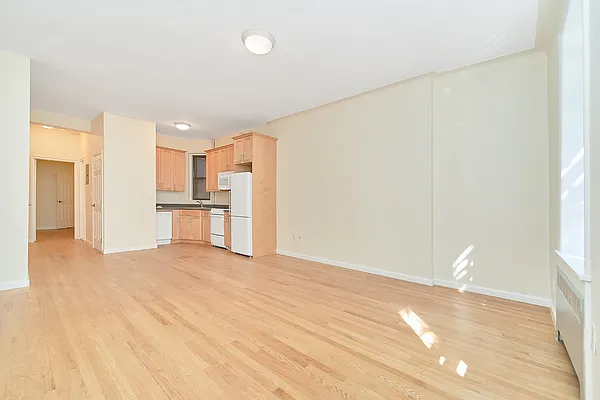 Rented by Living New York | media 13