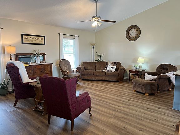 2nd image of 2570 Stagecoach Rd