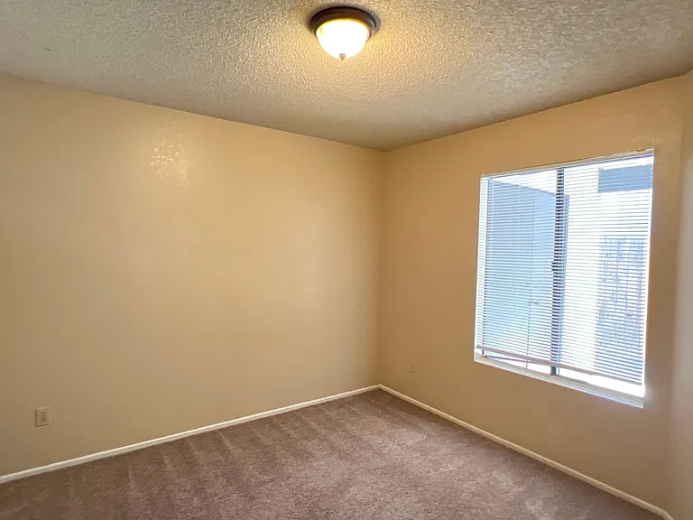 6712 Klamath Way #A-D — Photo 10