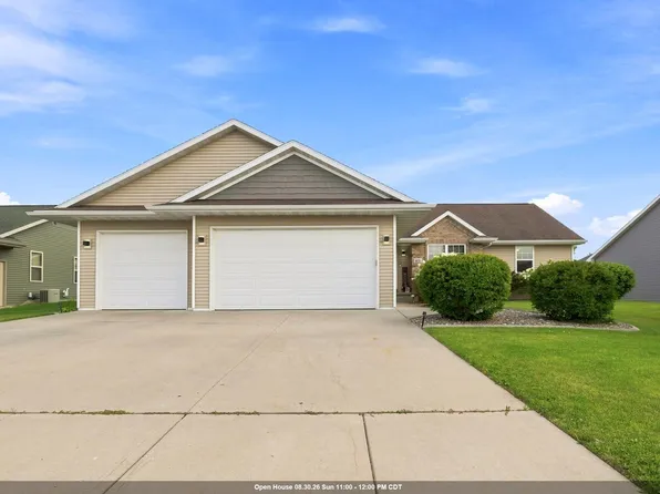 473 Harvest Hill Dr, Denmark, WI 54208