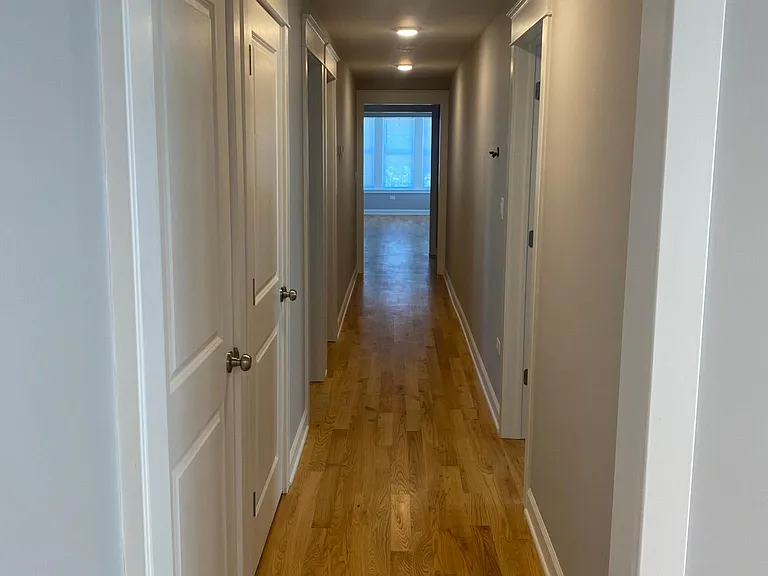 6236 S Greenwood Ave — Photo 9
