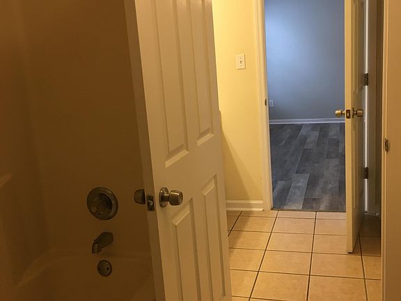 3rd image of 4278 Sonoma Dr