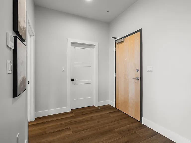 25 Capital Dr #THE EMERALD — Photo 37