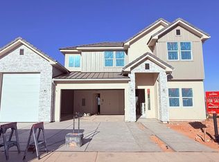 2794 Woodrow Ln, Washington, UT 84780