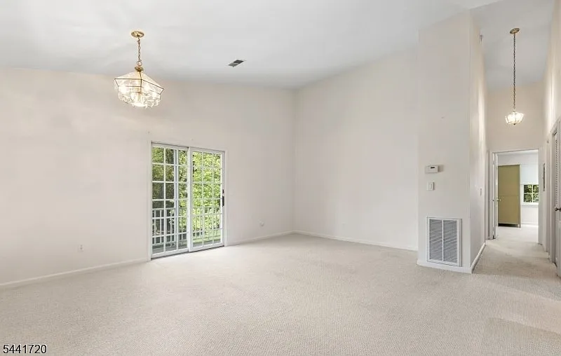 2 bed, 2.0 bath, $2,850 — Photo 4