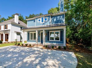 755 Prospect Ave, Fairhope, AL 36532